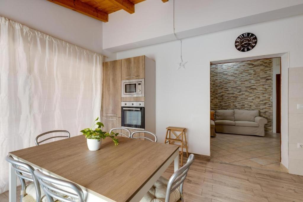 Vila La Casa Delle Zie - Càbras Exteriér fotografie